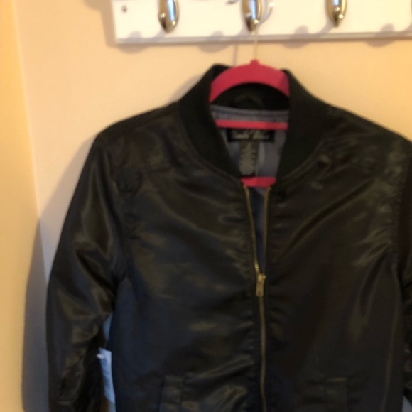 Bomber jacket - Picture 2 of 4